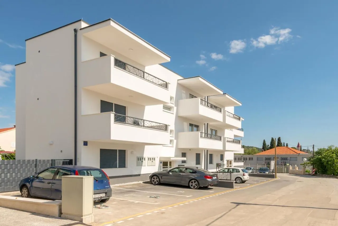 Modern 4* Luxury Apartment In Center Trogir Croatia