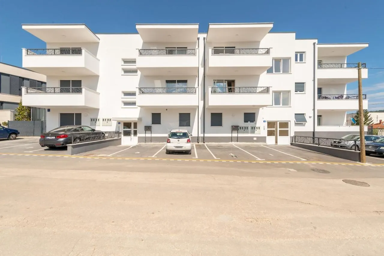 Modern 4* Luxury Apartment In Center Trogir Croatia