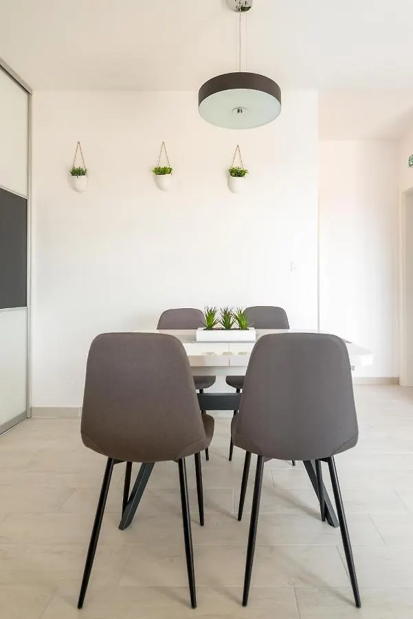 Modern 4* Luxury Apartment In Center Trogir