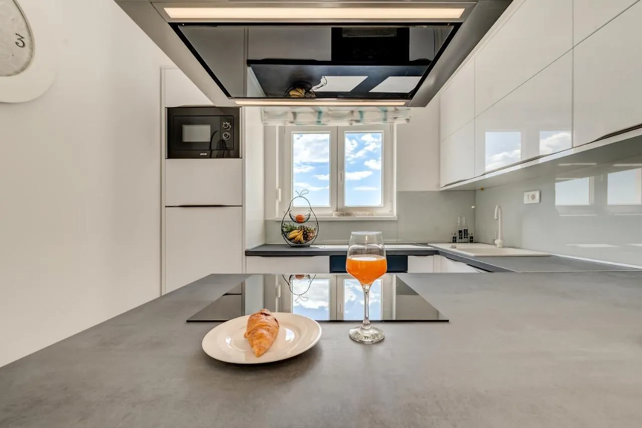 Modern 4* Luxury Apartment In Center Trogir